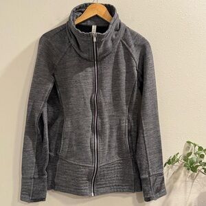 Lululemon Size 8 Heathered Core Dark Gray Radiant Jacket II Full Zip Cozy Comfy